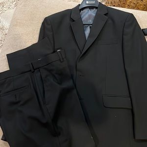 Mens Haggar Suit